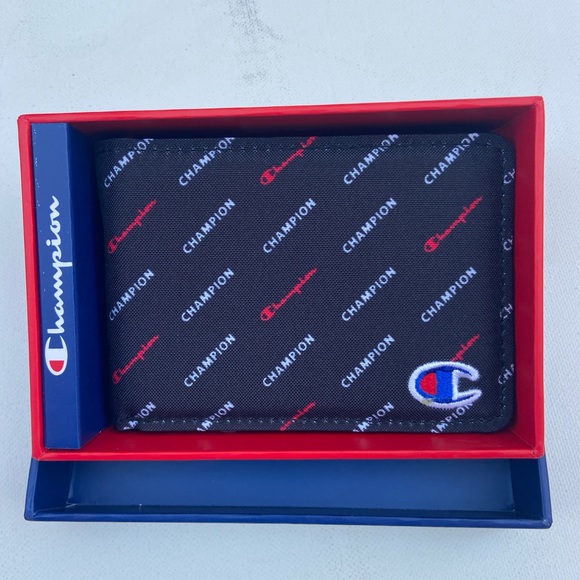 Champion Graphic Wallet - Picture 1 of 6